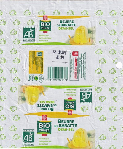 Bio village beurre de baratte demi-sel AB agriculture biologique 250g F 29.236.90 CEE Bretagne